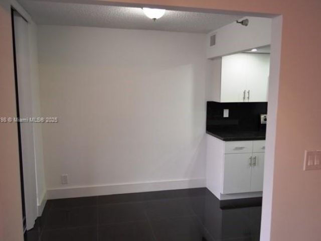 3-bedroom condo for sale in Sunny Isles Beach - 290 174th St M10 - MondialRealty