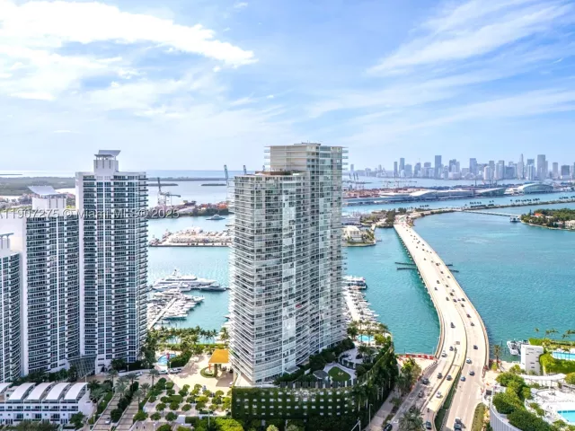 2-bedroom condo for sale in Miami Beach - 450 Alton Rd PH 4104 - MondialRealty