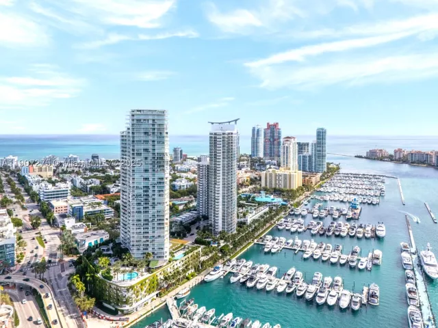 2-bedroom condo for sale in Miami Beach - 450 Alton Rd PH 4104 - MondialRealty