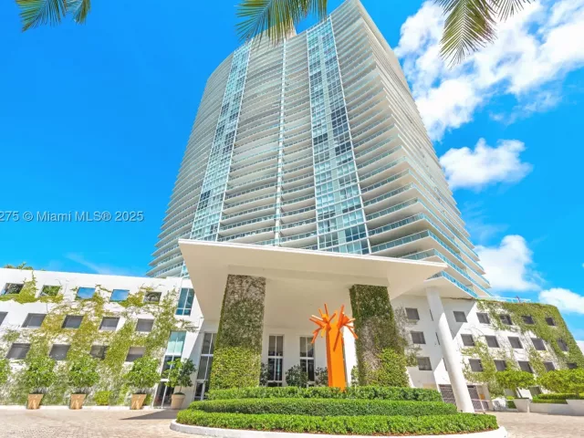 2-bedroom condo for sale in Miami Beach - 450 Alton Rd PH 4104 - MondialRealty