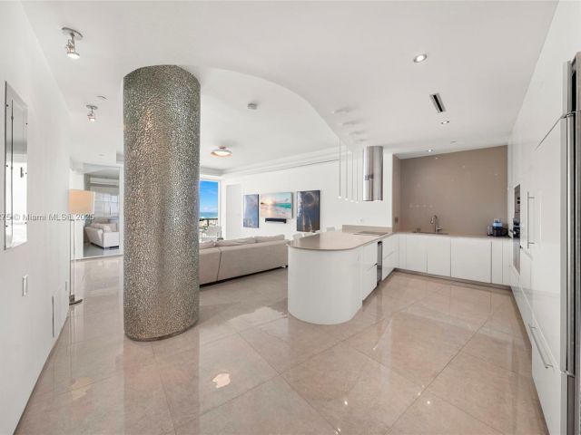 Apartment for sale  Unit #PH 4104 - photo 6780712