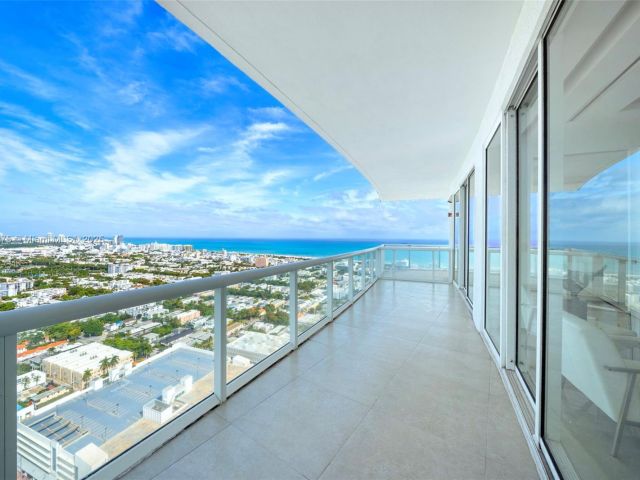 Apartment for sale  Unit #PH 4104 - photo 6780713