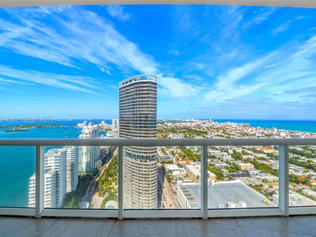 Apartment for sale  Unit #PH 4104 - photo 6780722