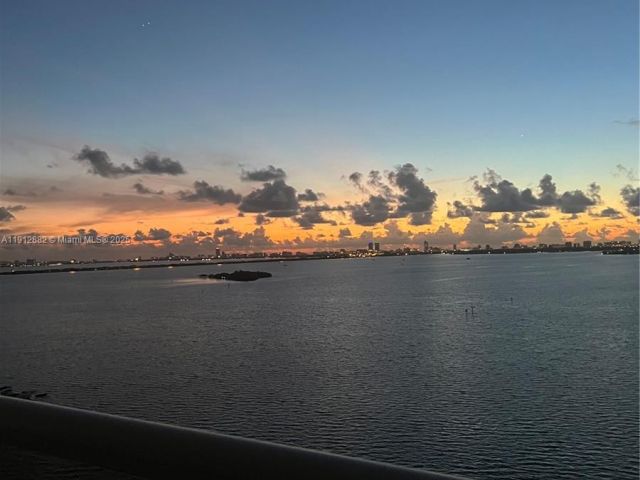 Apartment for sale  Unit #A-1734 - photo 6781854