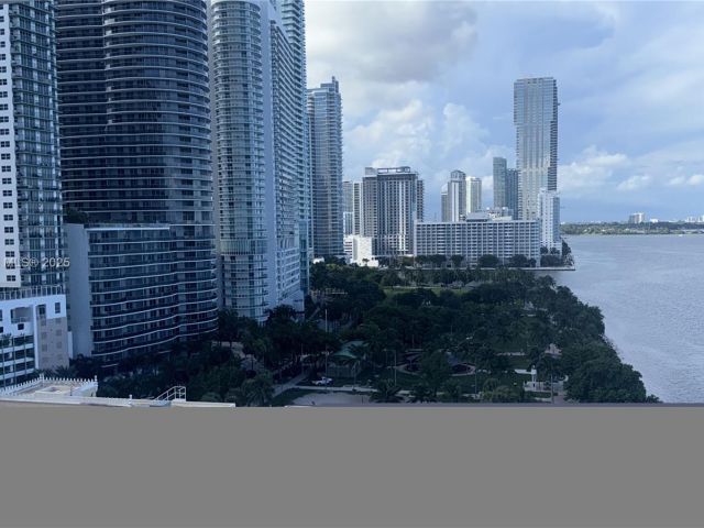 Apartment for sale  Unit #A-1734 - photo 6781863