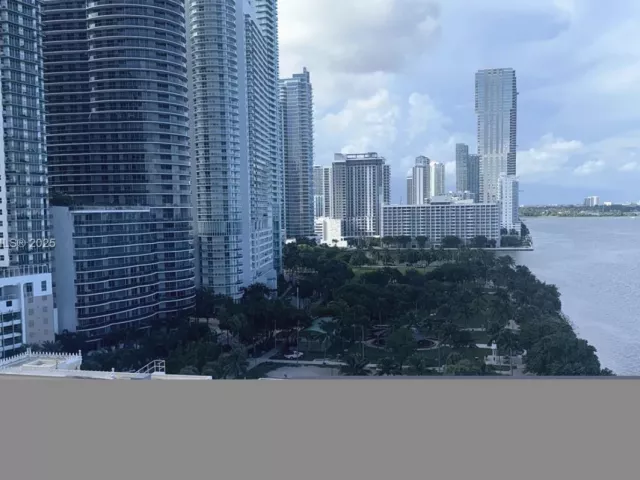 2-bedroom condo for sale in Miami - 1717 N Bayshore Dr A-1734 - MondialRealty
