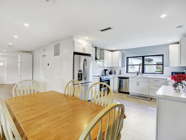 Home for rent at 14608 Country Side Lane - photo 6798708