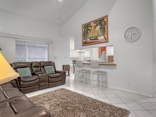 Home for sale at 712 Golf Court - photo 6803560