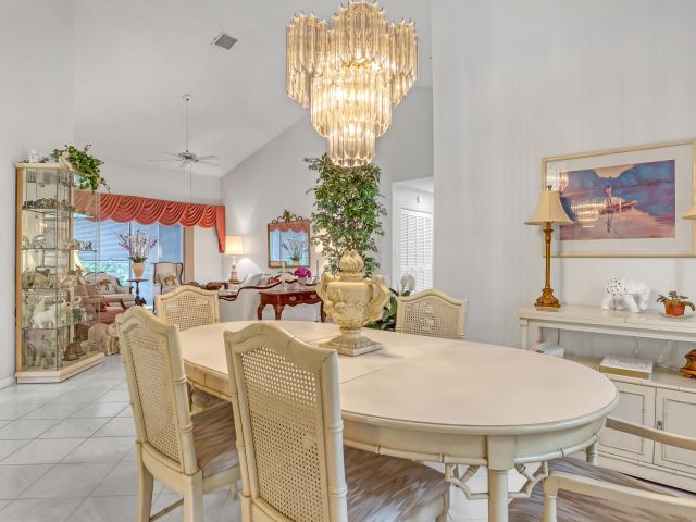 Home for sale at 712 Golf Court - photo 6803563