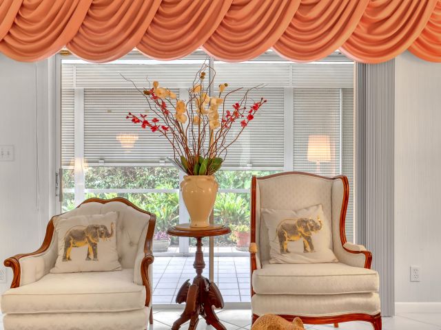 Home for sale at 712 Golf Court - photo 6803567