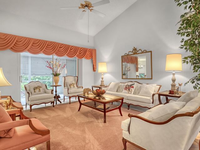 Home for sale at 712 Golf Court - photo 6803568