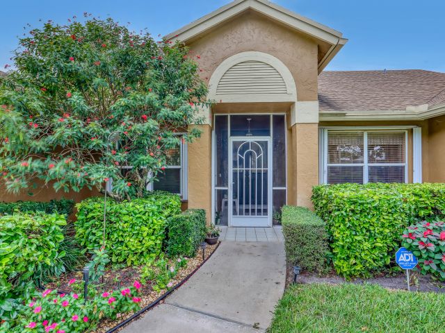 Home for sale at 712 Golf Court - photo 6803571