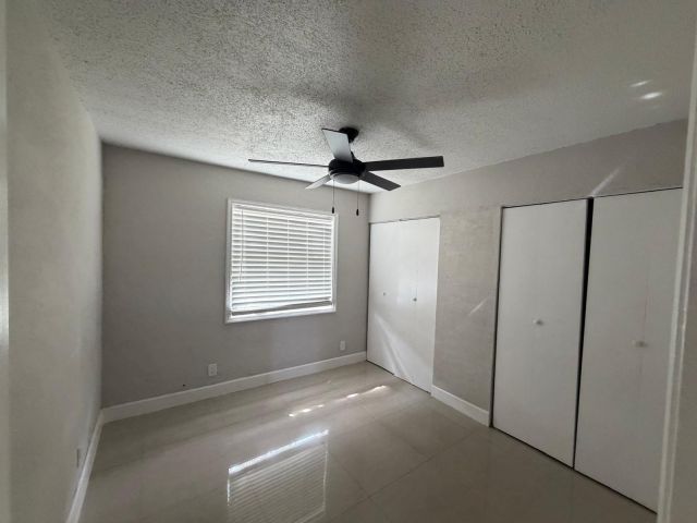 Home for rent at 4511 SW 23rd Street - photo 6799136