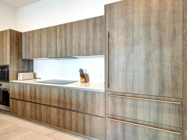 2-bedroom condo for rent in Sunny Isles Beach - 17550 Collins Ave PH2 - MondialRealty