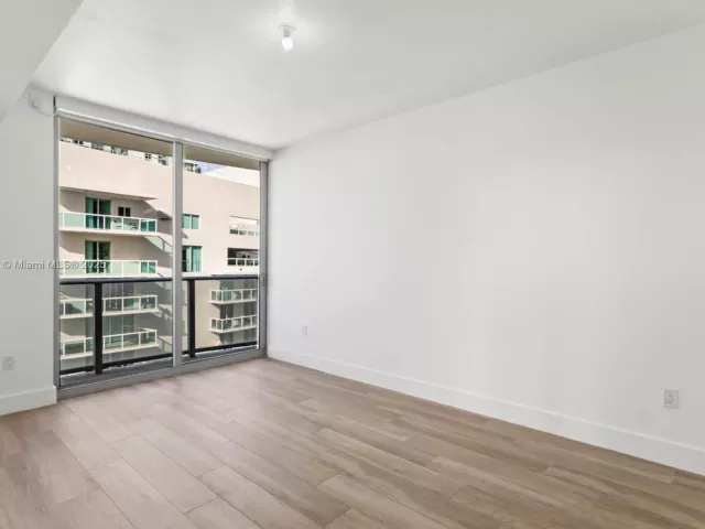 Apartment for sale  Unit #3401 - photo 6782128