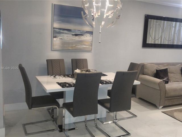 Apartment for sale  Unit #L04 - photo 7434594