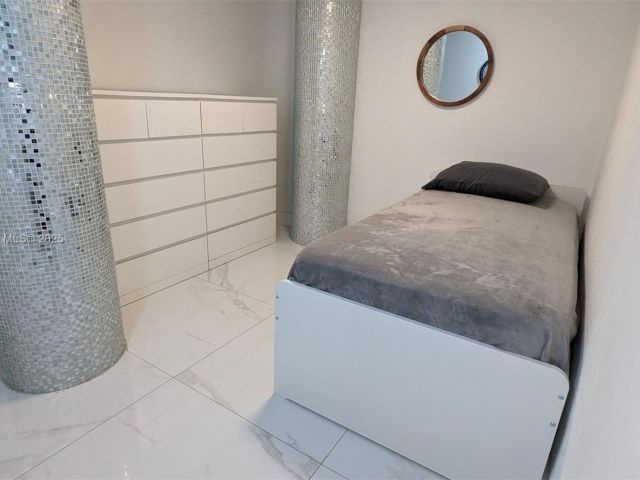 Apartment for sale  Unit #L04 - photo 7434599