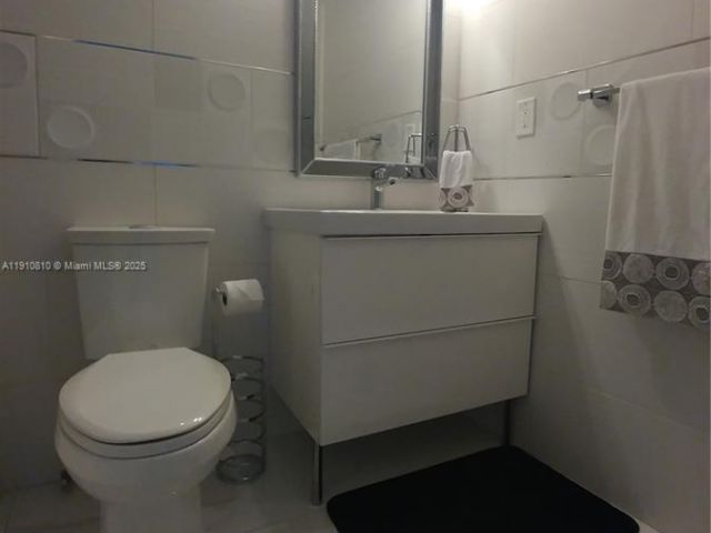 Apartment for sale  Unit #L04 - photo 7434600