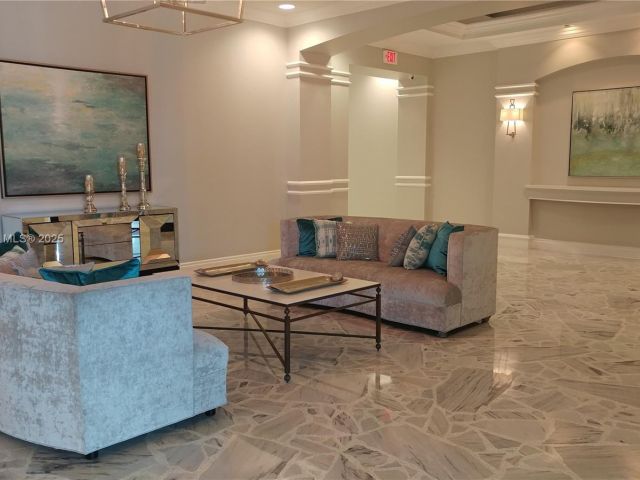 Apartment for sale  Unit #L04 - photo 7434604