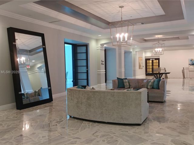 Apartment for sale  Unit #L04 - photo 7434606