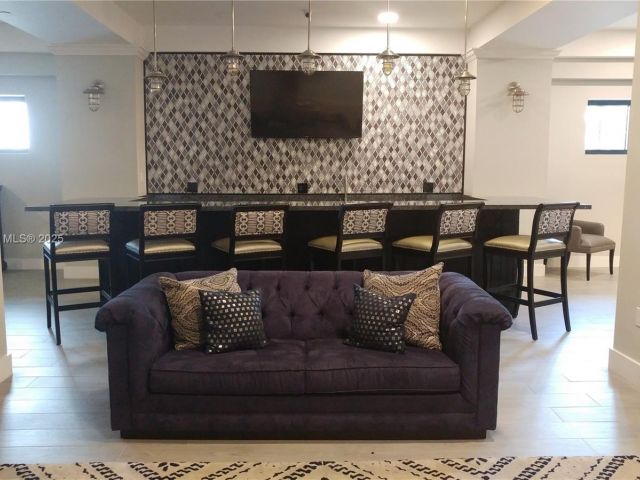 Apartment for sale  Unit #L04 - photo 7434609