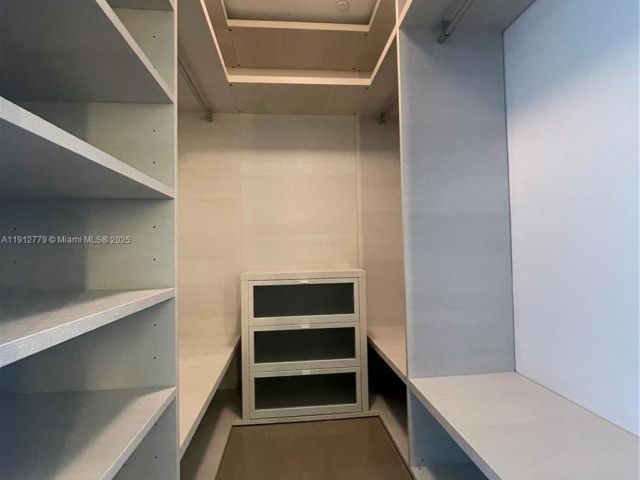 Apartment for sale  Unit #3806 - photo 6783801