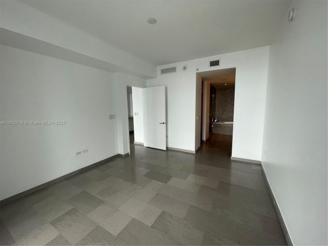 Apartment for sale  Unit #3806 - photo 6783802