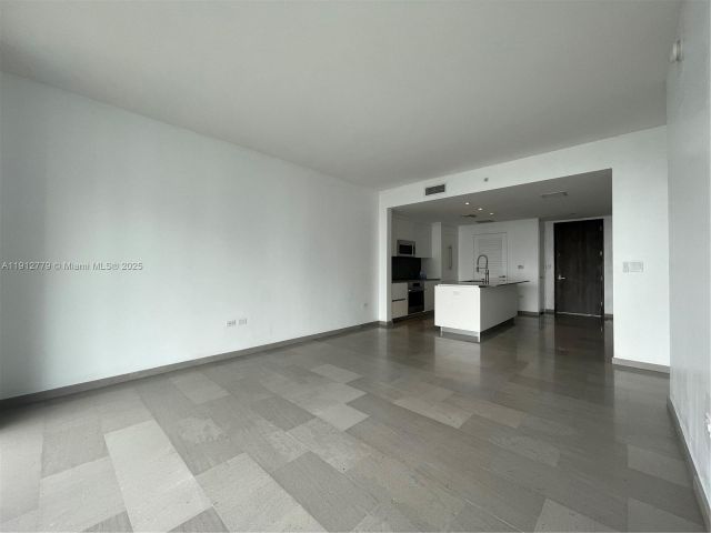 Apartment for sale  Unit #3806 - photo 6783812