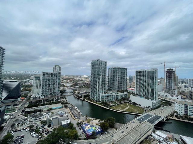 Apartment for sale  Unit #3806 - photo 6783816