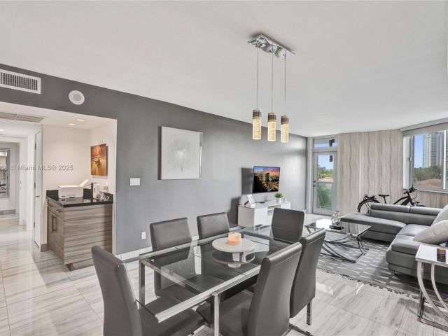 Apartment for rent  Unit #426 - photo 6785182