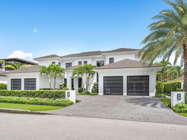 Home for sale at 215 W Coconut Palm Road - photo 6854356