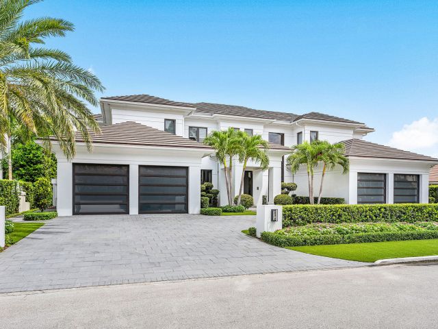 Home for sale at 215 W Coconut Palm Road - photo 6854357