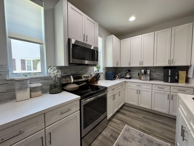 Home for rent at 101 E Coda Circle C - photo 6799571