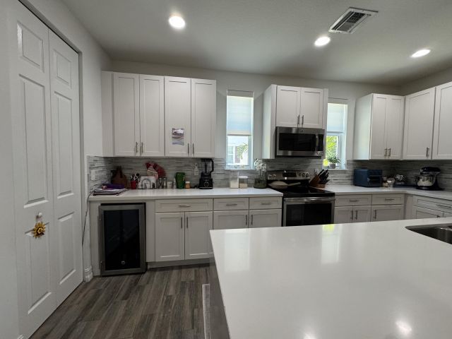 Home for rent at 101 E Coda Circle C - photo 6799572