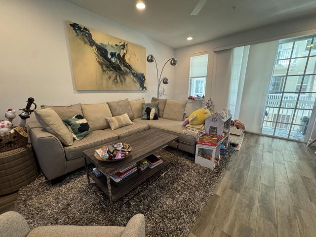 Home for rent at 101 E Coda Circle C - photo 6799574