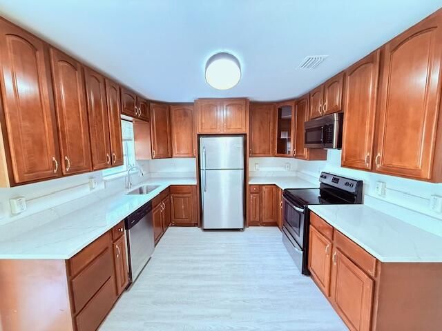 Home for sale at 410 SE 1st Avenue - photo 6783604