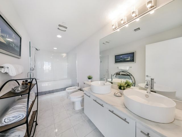 Apartment for sale  Unit #3702 - photo 6825884