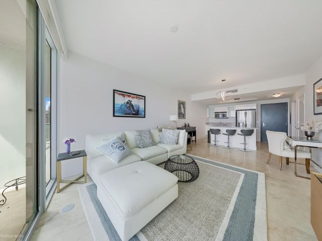 Apartment for sale  Unit #3702 - photo 6825888