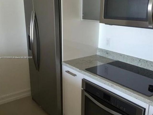 Apartment for sale  Unit #2505 - photo 7431443