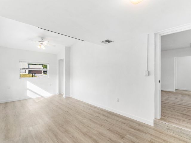 Home for rent at 5068 Sunrise Boulevard - photo 6798614