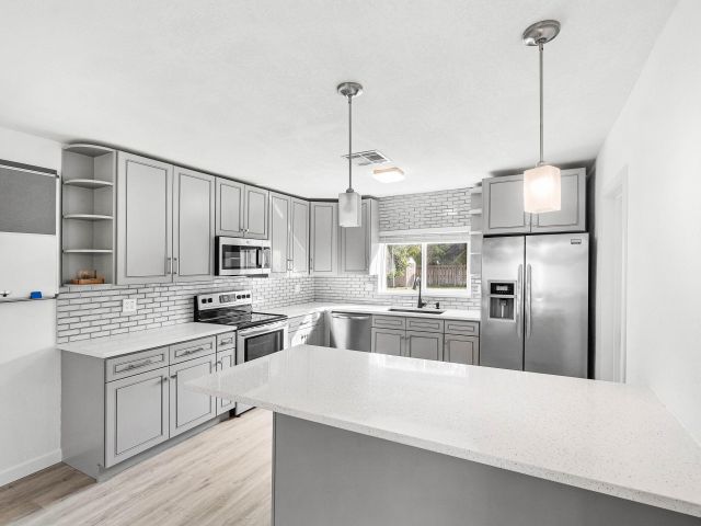 Home for rent at 5068 Sunrise Boulevard - photo 6798619