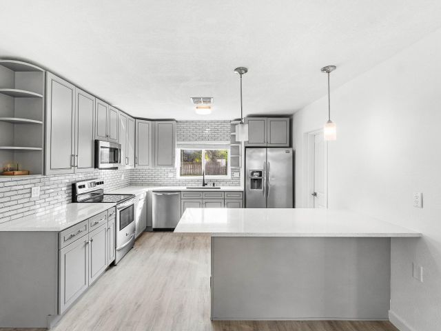 Home for rent at 5068 Sunrise Boulevard - photo 6798620