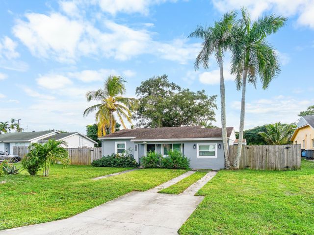 Home for rent at 5068 Sunrise Boulevard - photo 6798625