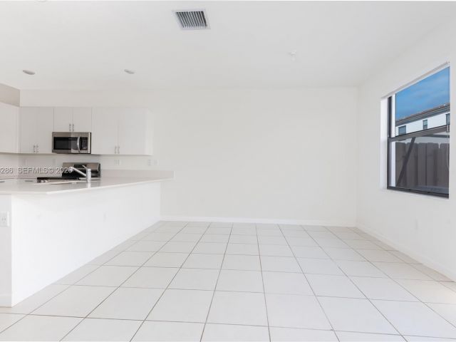 3-bedroom home for sale in Homestead - 12877 SW 232nd Ln - MondialRealty