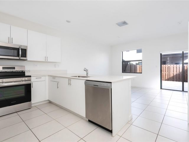 3-bedroom home for sale in Homestead - 12877 SW 232nd Ln - MondialRealty