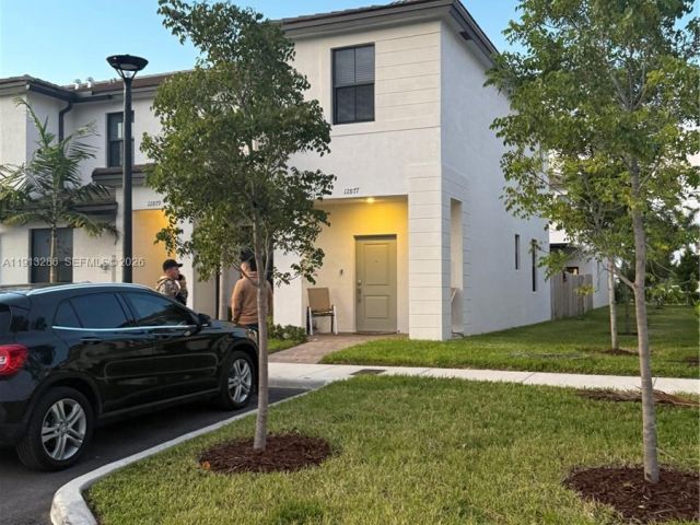 3-bedroom home for sale in Homestead - 12877 SW 232nd Ln - MondialRealty