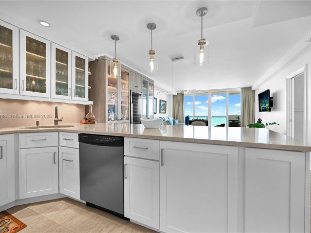 Apartment for sale  Unit #903 - photo 6785921