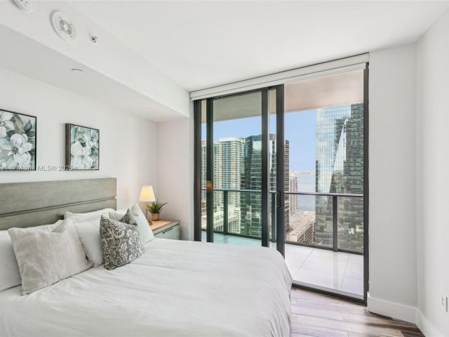 Apartment for sale  Unit #2404 - photo 6802045