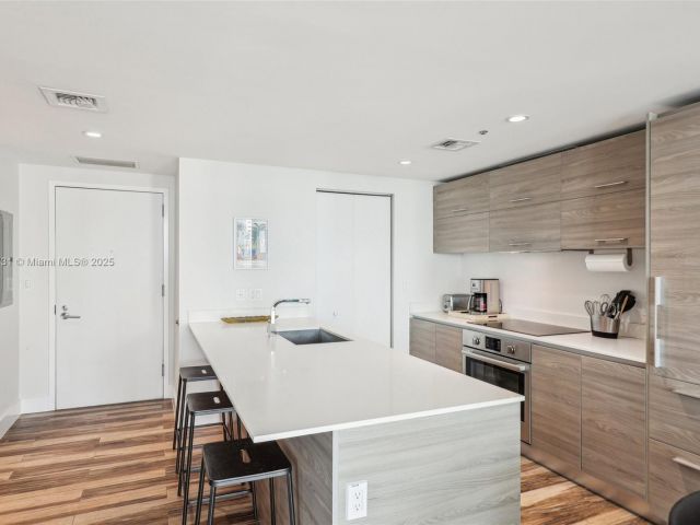 Apartment for sale  Unit #2404 - photo 6802053