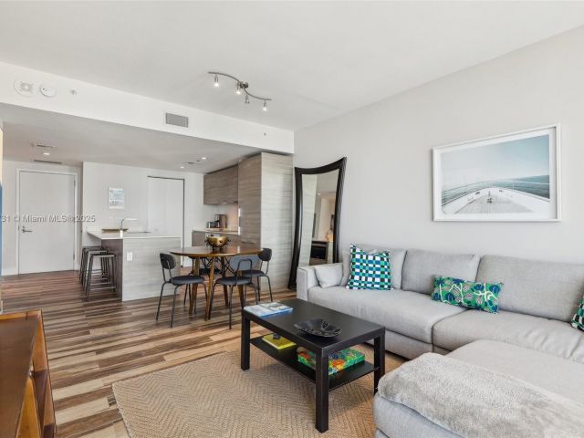 Apartment for sale  Unit #2404 - photo 6802061